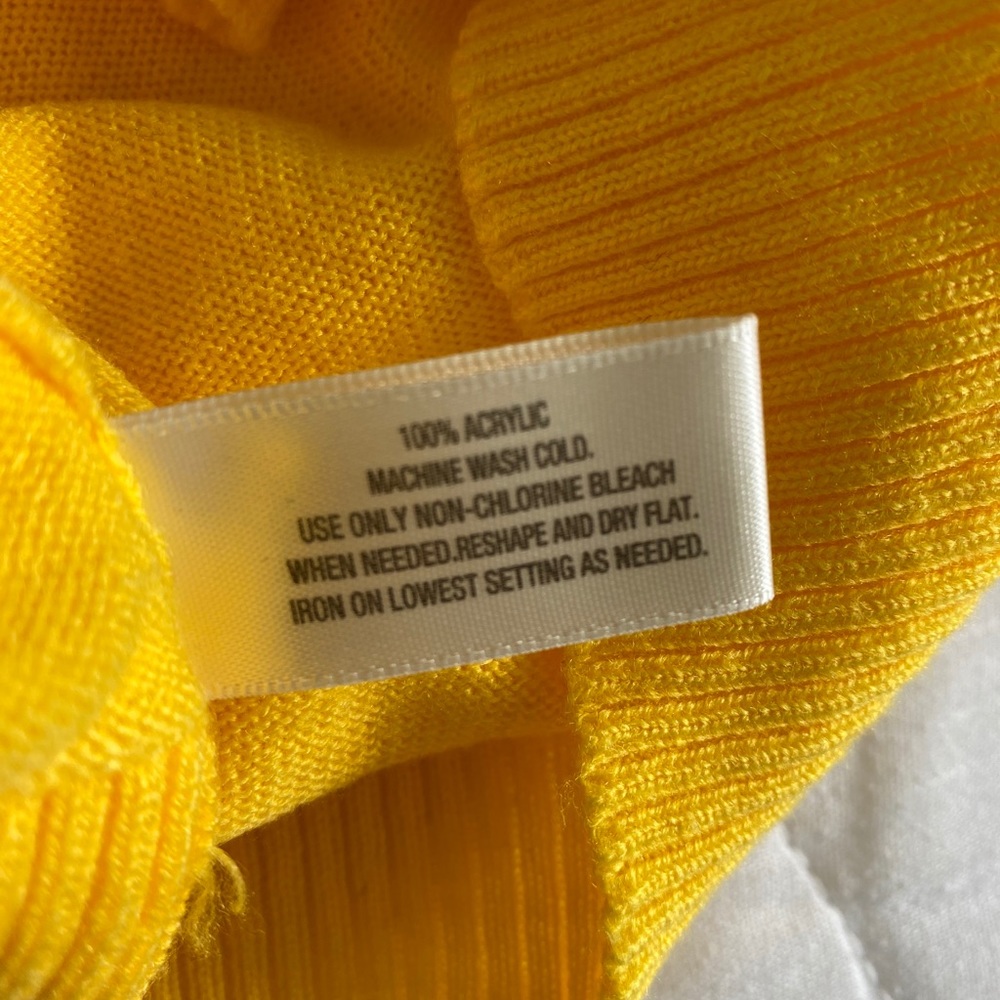 I ❤️ Ronson Argyle Sweater - Picture 7 of 8